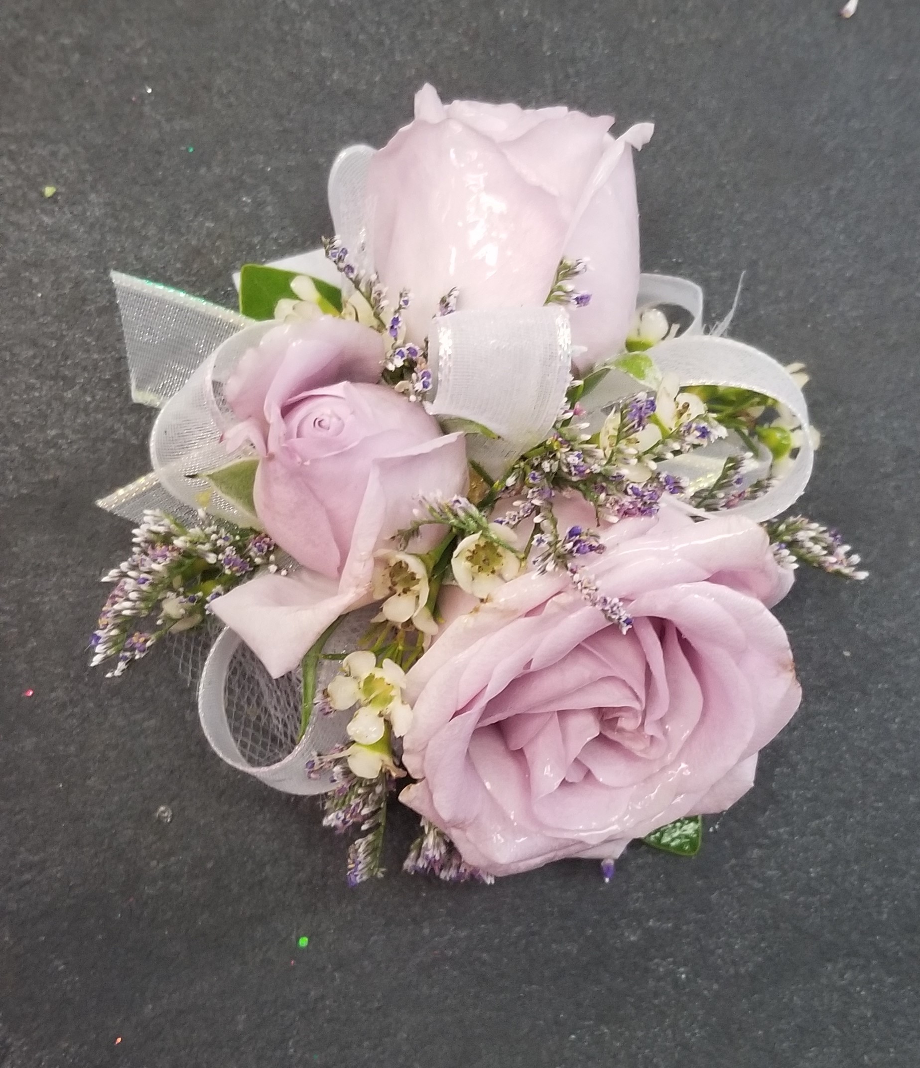 Wrist Corsage-Bout Combo package - Image 12