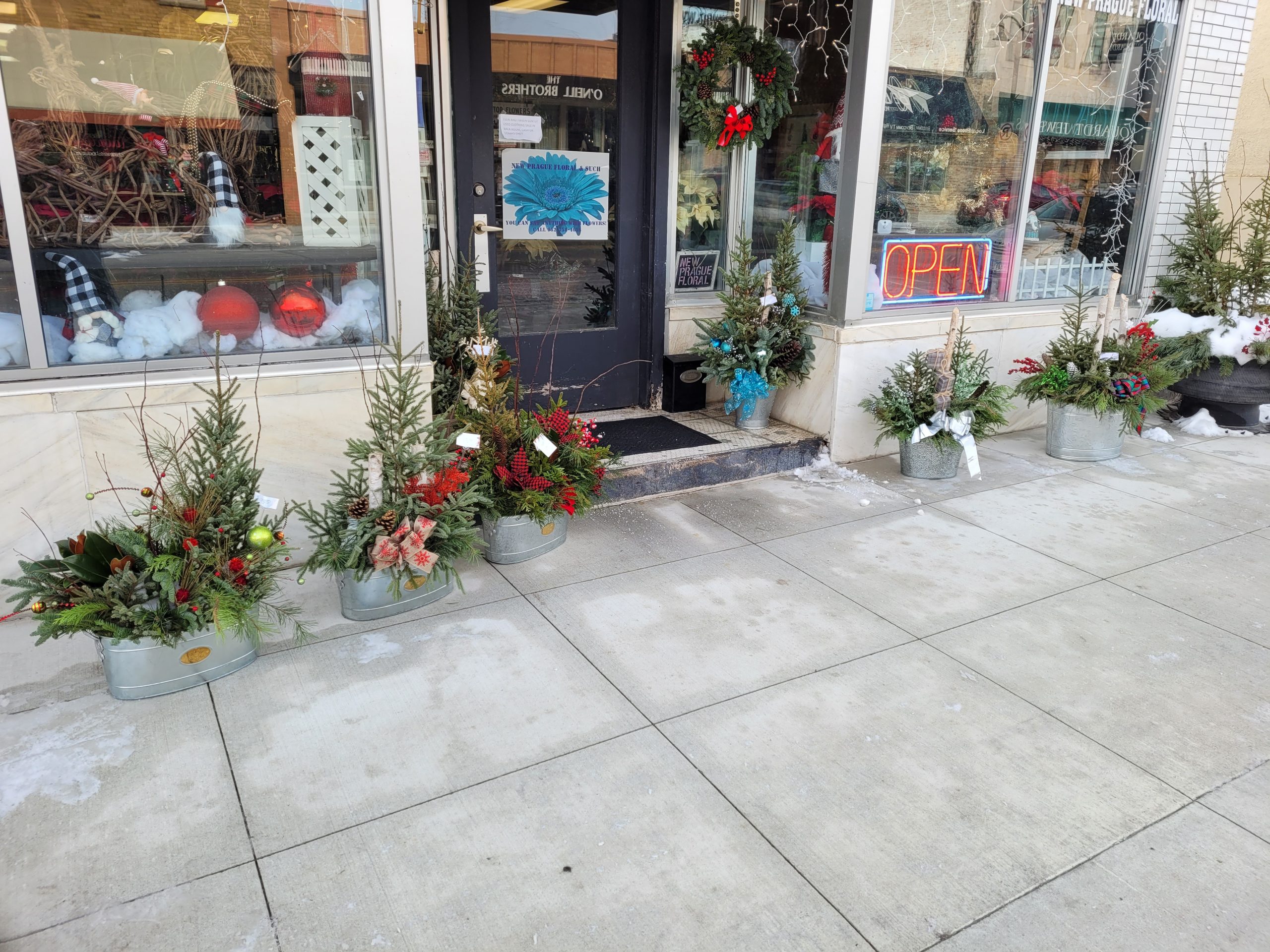 Large Holiday Outdoor Porch Pots-Custom made by us-PLEASE ALLOW 24 HOURS TO DESIGN - Image 9