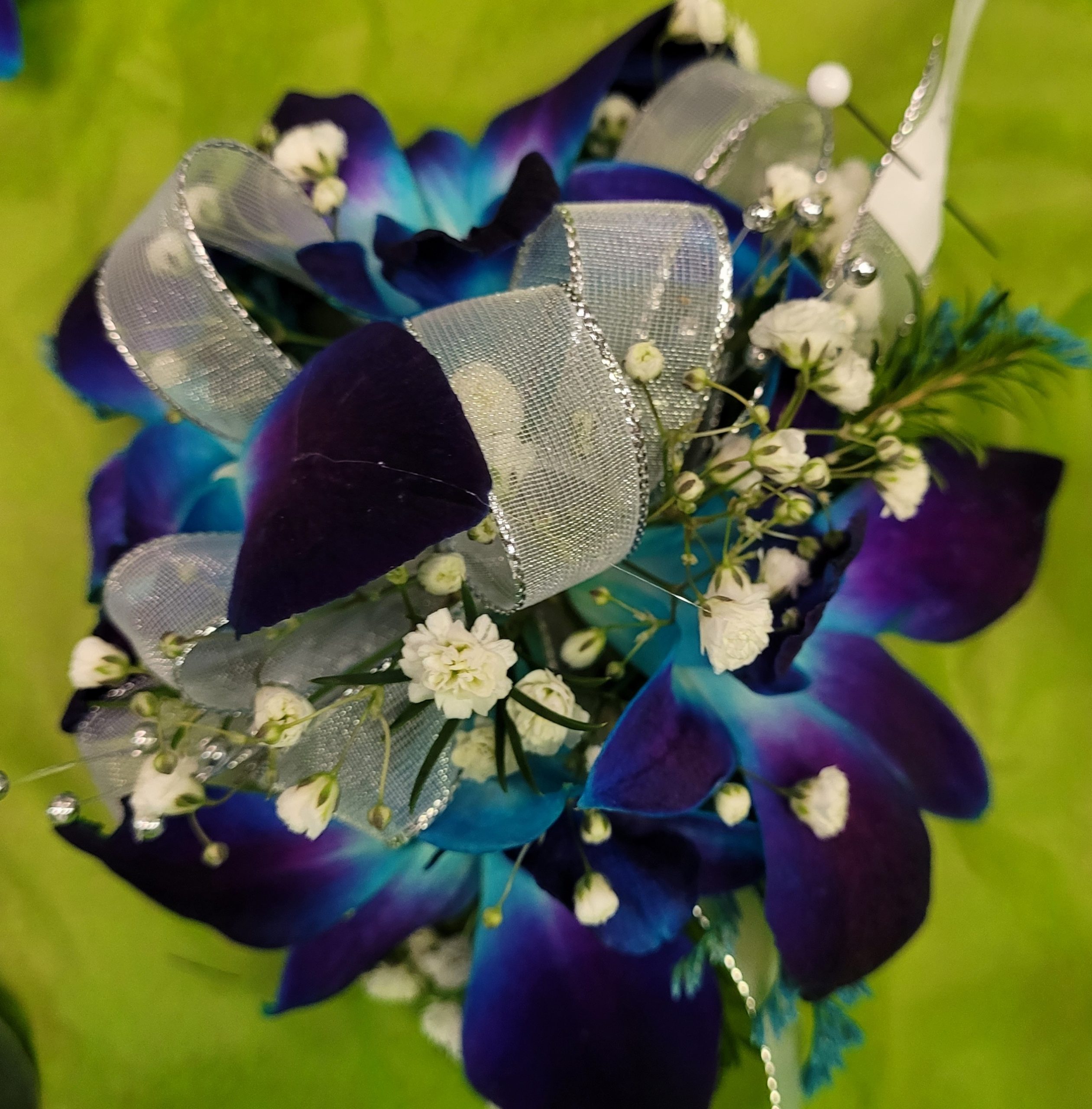 Wrist Corsage-Bout Combo package - Image 10