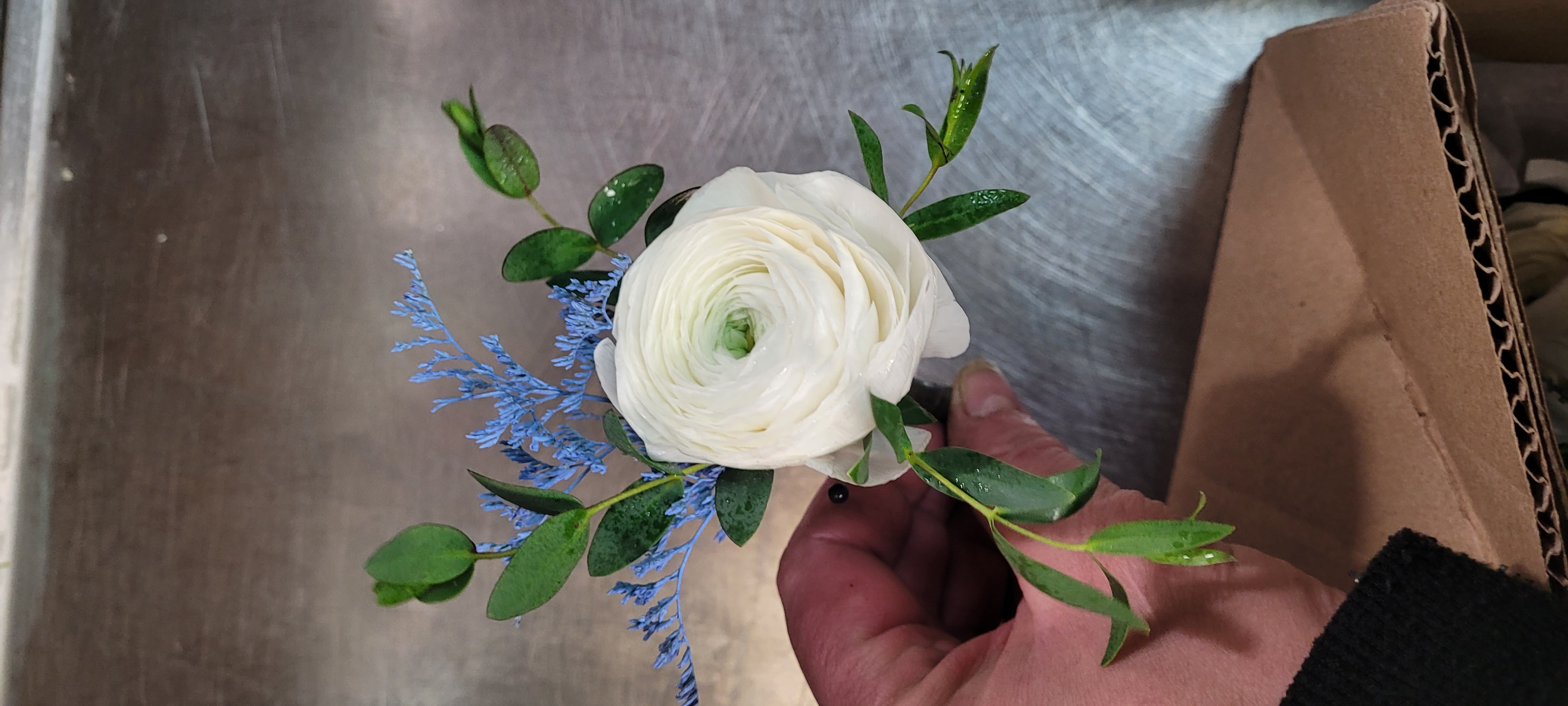 Wrist Corsage-Bout Combo package - Image 15