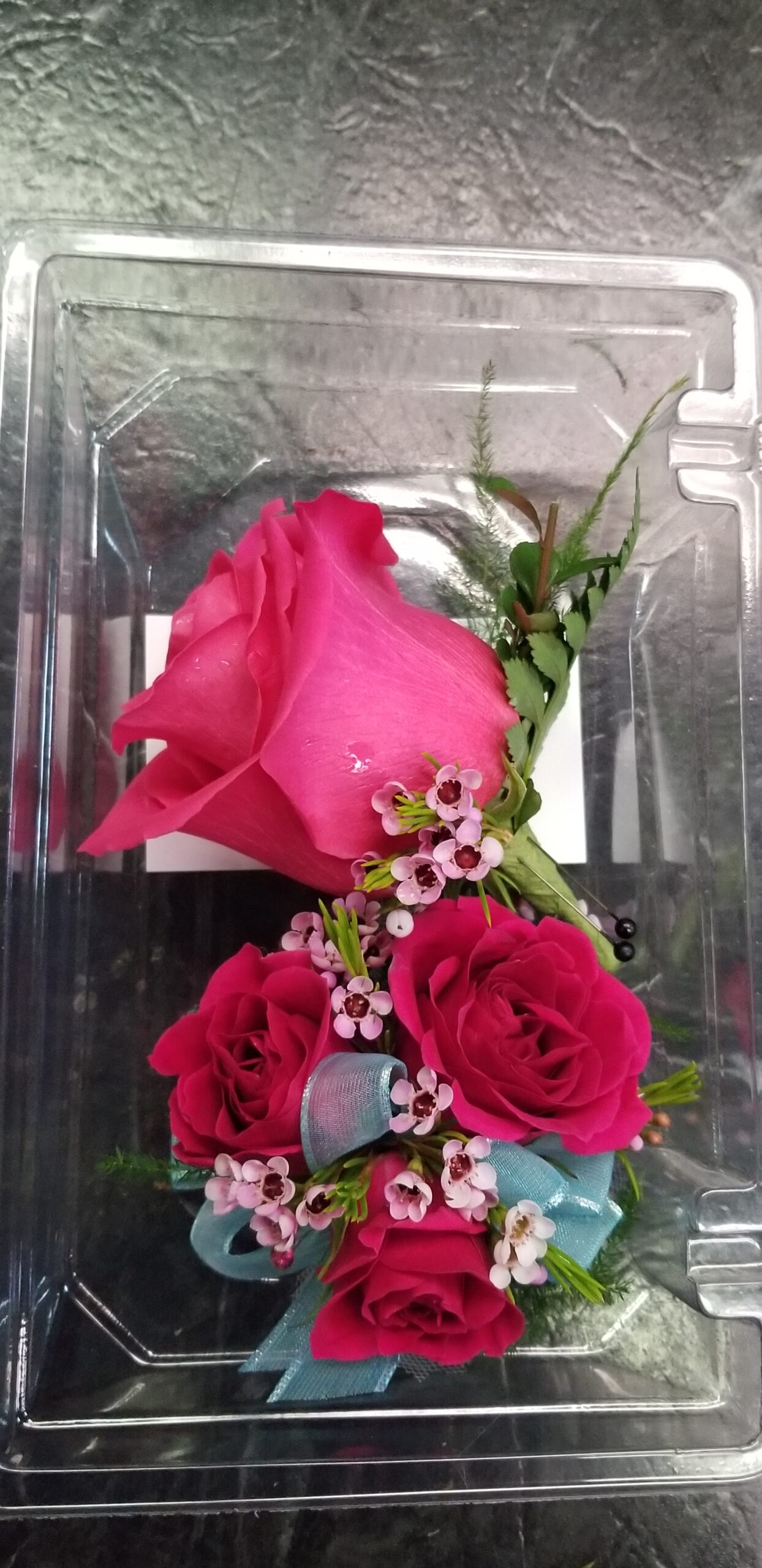 Wrist Corsage-Bout Combo package