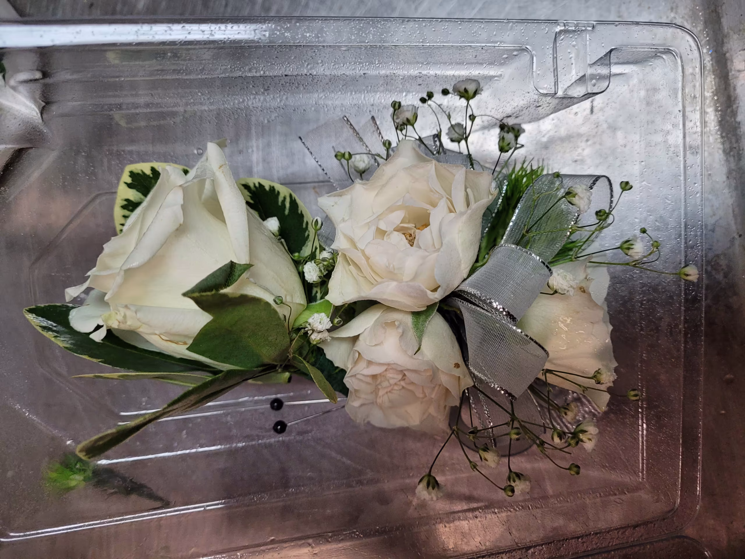 Wrist Corsage-Bout Combo package - Image 22