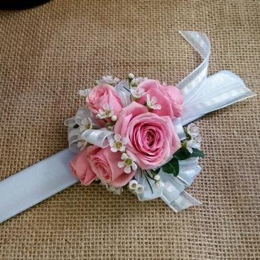 Wrist Corsage-Bout Combo package - Image 16
